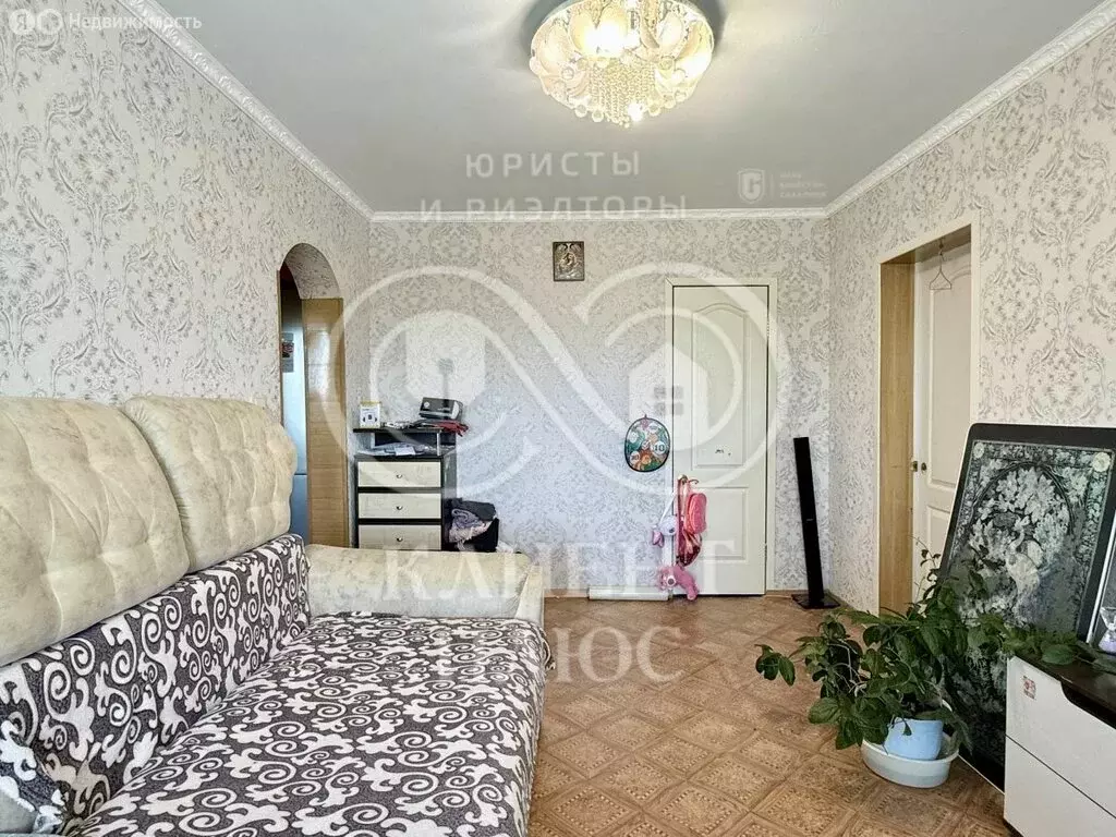 4-комнатная квартира: село Сокол, улица Чкалова, 19 (55.5 м) - Фото 1