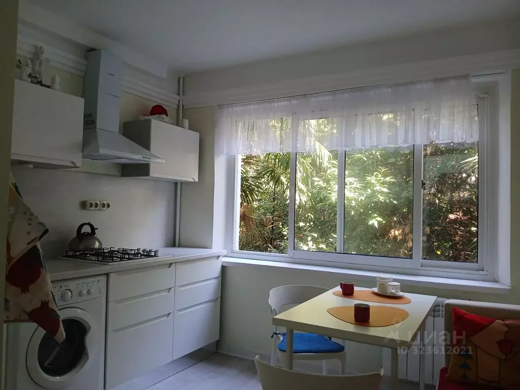 1-к кв. Краснодарский край, Сочи Бытха мкр, ул. Дивноморская, 15 (45.0 ... - Фото 2