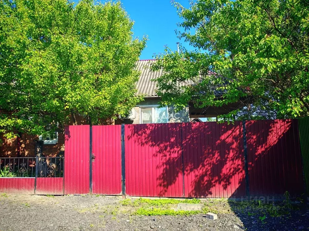 Дом в Белгородская область, Белгород Речной пер. (75 м) - Фото 1
