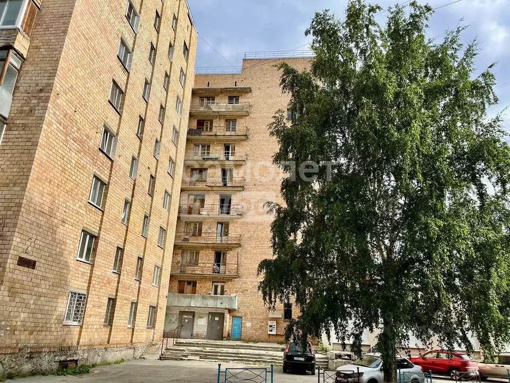Комната Свердловская область, Екатеринбург ул. Репина, 21 (12.0 м) - Фото 1