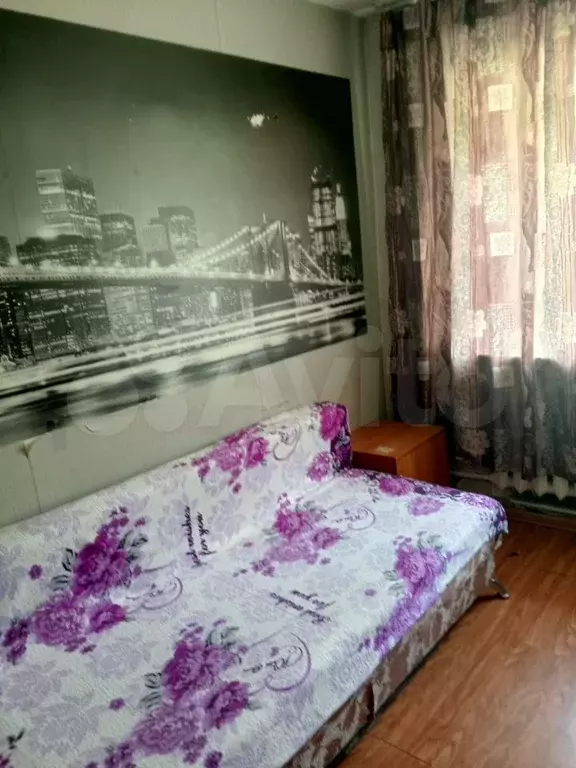 Комната 12 м в 5-к., 2/4 эт. - Фото 0