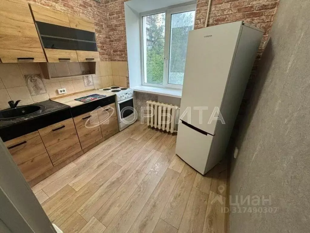 2-к кв. Тюменская область, Тюмень ул. Мельникайте, 96 (41.0 м) - Фото 0