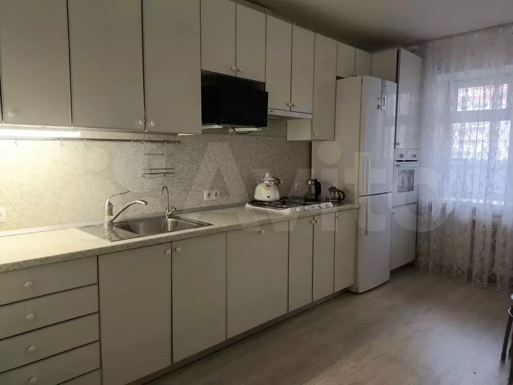 2-к. квартира, 72 м, 4/9 эт. - Фото 0