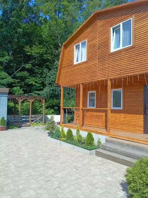 Дом в Краснодарский край, Геленджик городской округ, с. Адербиевка ... - Фото 0