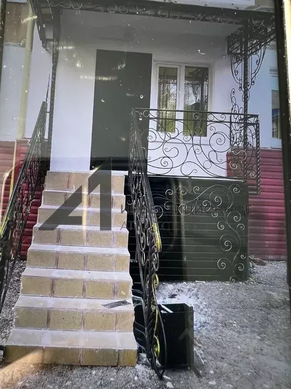 Помещение свободного назначения в Тюменская область, Тобольск 7-й мкр, ... - Фото 0