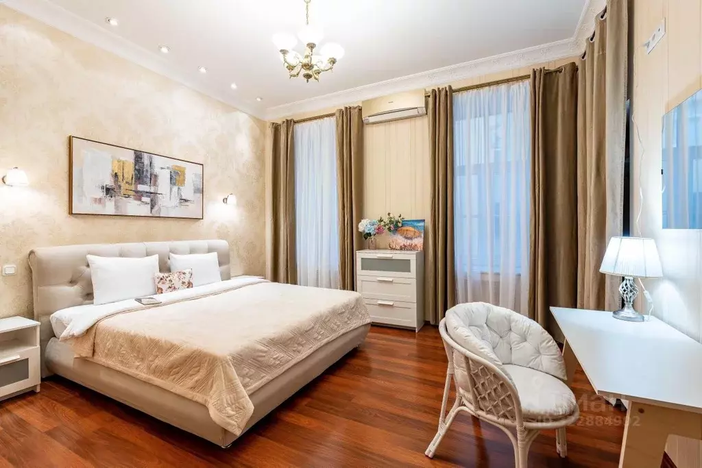 3-к кв. Санкт-Петербург ул. Чехова, 11-13 (80.0 м) - Фото 1