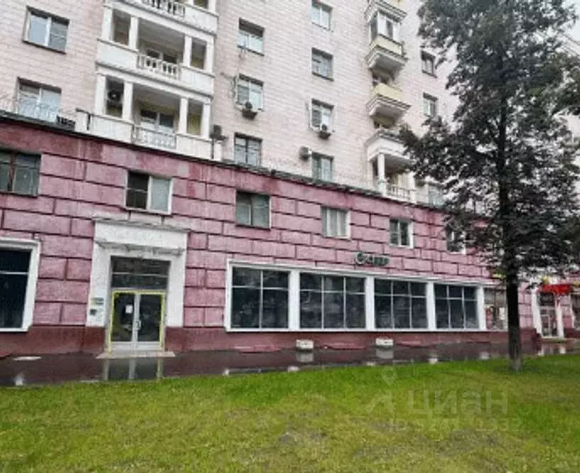 Торговая площадь в Москва Авиамоторная ул., 51 (289 м) - Фото 1