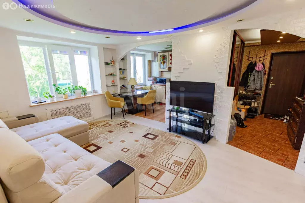 3-комнатная квартира: Ухта, проспект Ленина, 24Б (62.2 м) - Фото 1