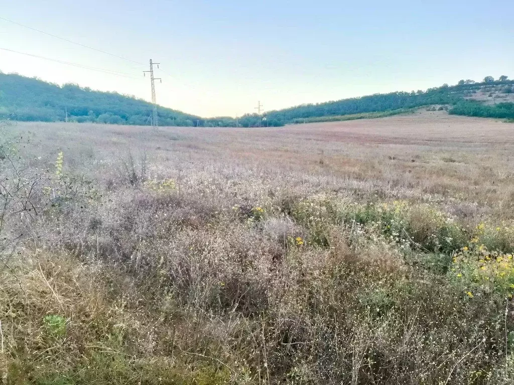 Участок в Крым, Бахчисарайский район, с. Ароматное ул. Подлесная, 1 ... - Фото 0