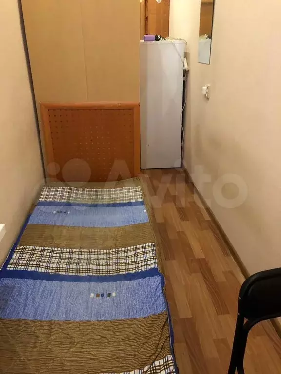 Комната 11 м в 6-к., 1/5 эт. - Фото 1