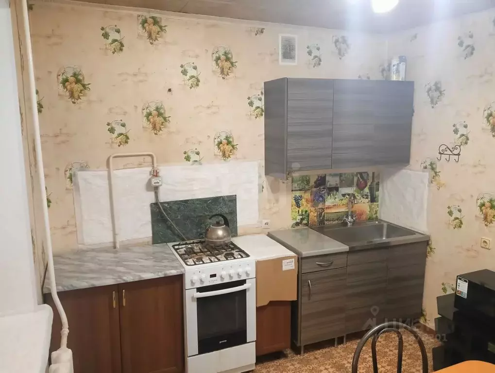 2-к кв. Башкортостан, Стерлитамак Южный мкр, ул. Суханова, 10Б (69.7 ... - Фото 2