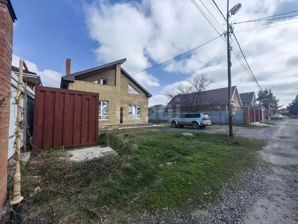 Дом в Ростовская область, Ростов-на-Дону Дружный 8-й пер. (180 м) - Фото 0