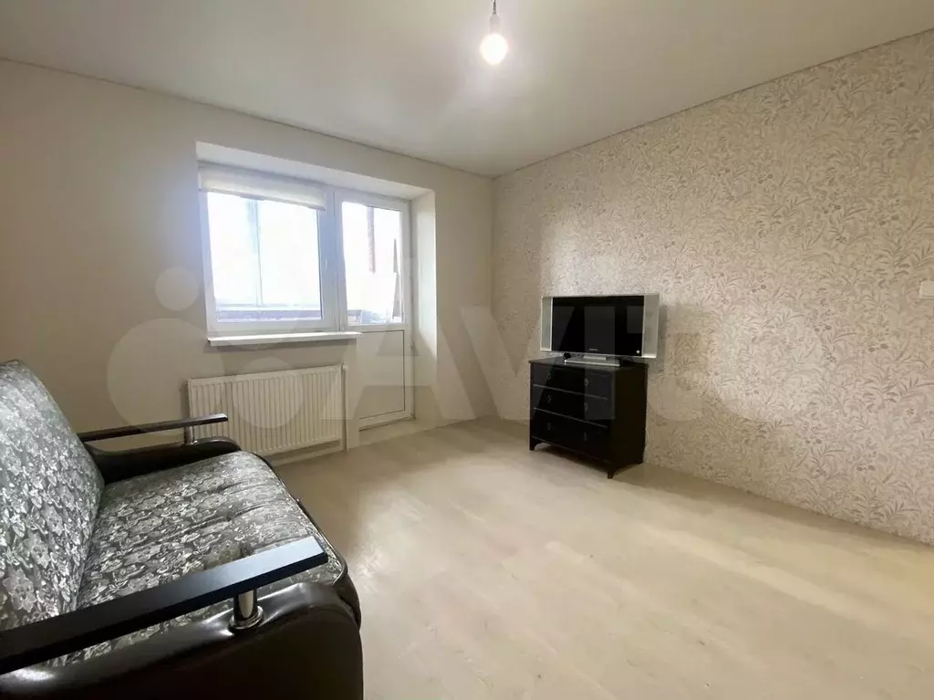 1-к. квартира, 36 м, 3/3 эт. - Фото 1