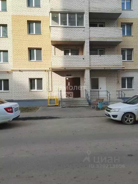 1-к кв. Тамбовская область, Тамбов Кавказская ул., 1Б (42.1 м) - Фото 0