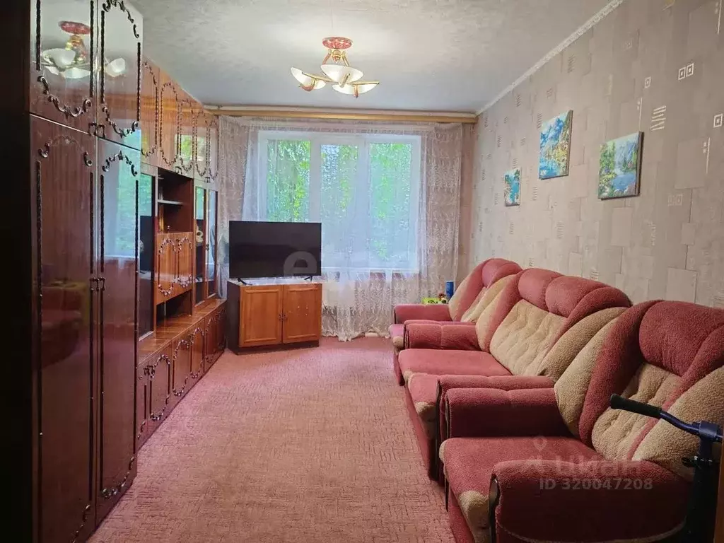 3-к кв. Воронежская область, Борисоглебск Аэродромная ул., 23 (64.3 м) - Фото 0