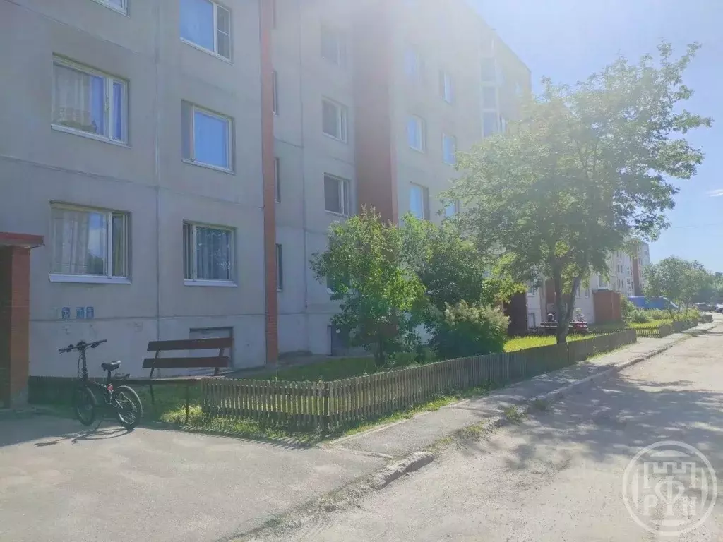 2-к кв. Ленинградская область, Приозерск ул. Суворова, 38 (57.0 м) - Фото 1
