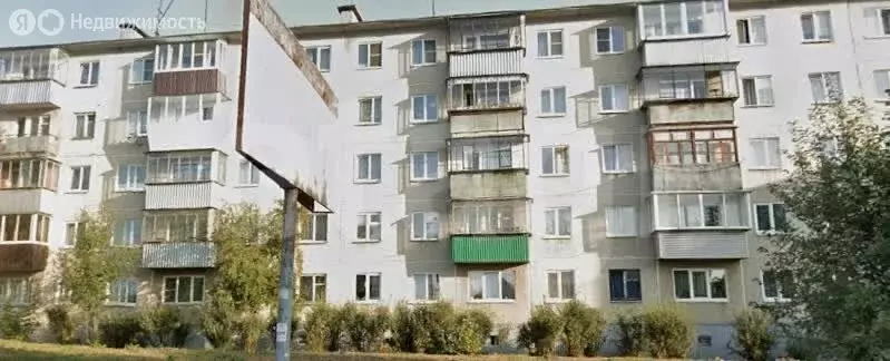 3-комнатная квартира: Трёхгорный, улица Космонавтов, 12 (59.1 м) - Фото 1