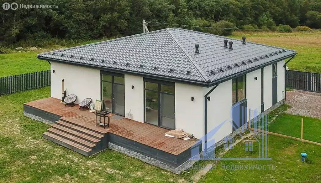 Дом в Пениковское сельское поселение, КП Кузнечики клуб (135 м) - Фото 1