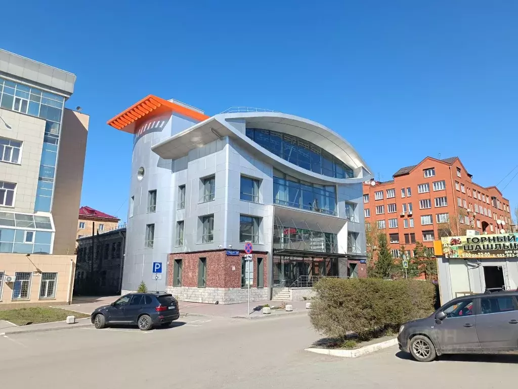 Помещение свободного назначения в Омская область, Омск ул. Чкалова, 27 ... - Фото 1