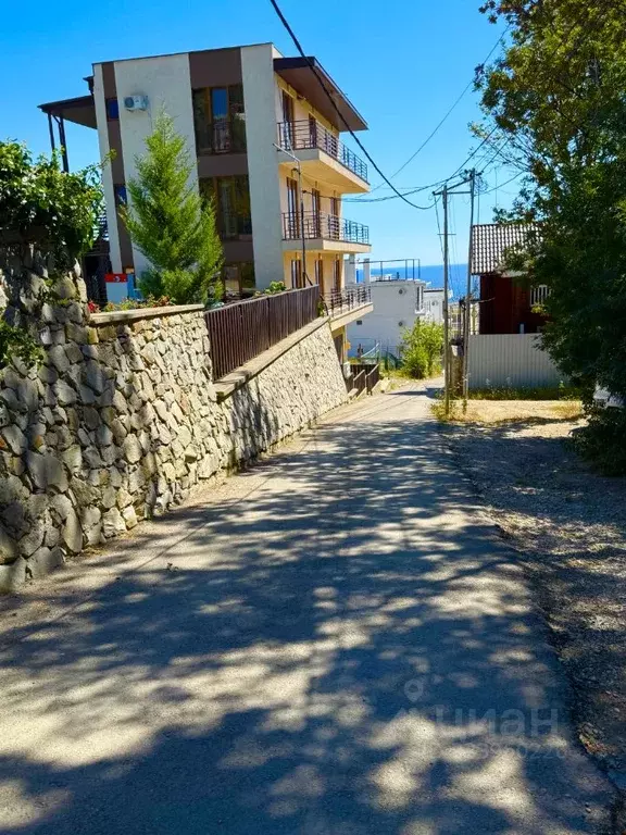 Участок в Крым, Ялта муниципальный округ, Кореиз пгт ш. Алупкинское, ... - Фото 2