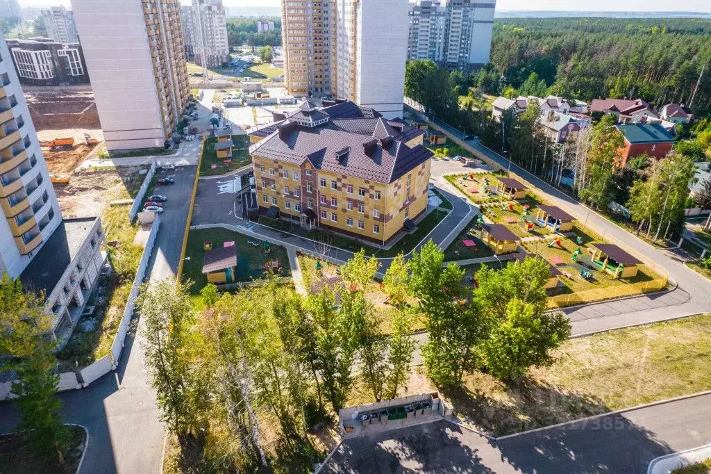 3-к кв. Воронежская область, Воронеж ул. Летчика Филипова, 6 (103.0 м) - Фото 1