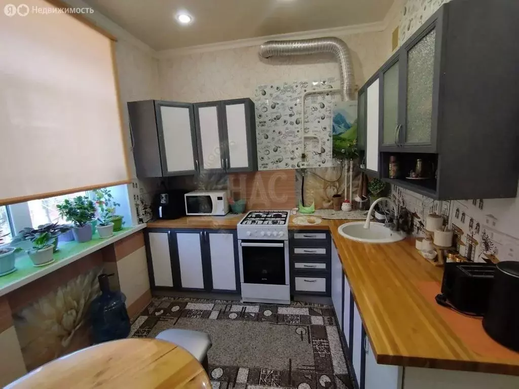 3-комнатная квартира: Курск, 2-й Промышленный переулок, 2/6 (77 м) - Фото 2