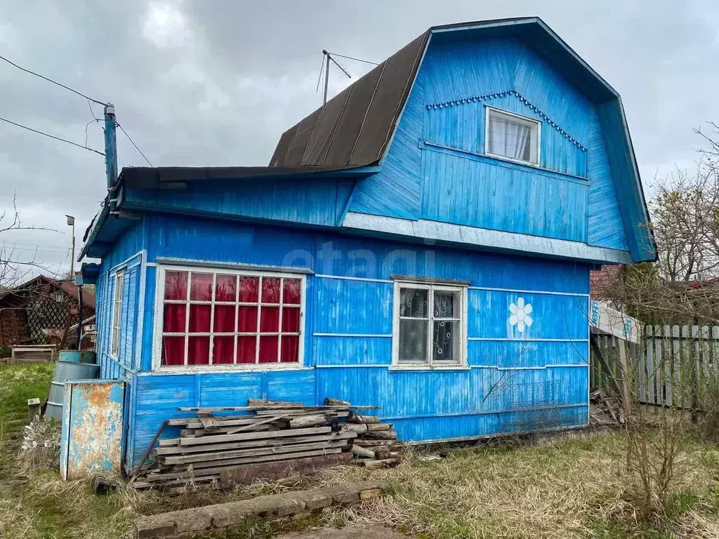 Дом в Ленинградская область, Киришский район, Кусинское с/пос, Чайка ... - Фото 0