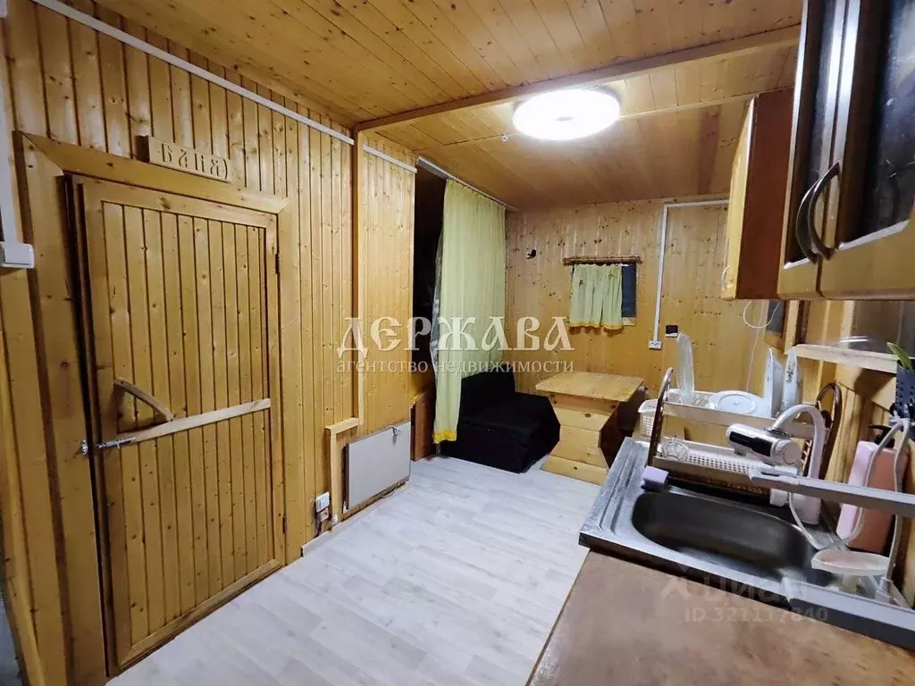 Дом в Белгородская область, Старый Оскол ул. Ремзев Лог, 9А (30 м) - Фото 1