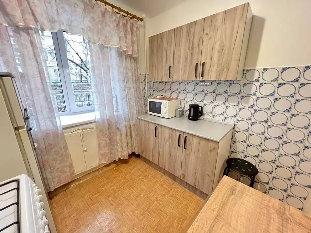 3-к кв. Башкортостан, Уфа просп. Октября, 37/2 (44.0 м) - Фото 1