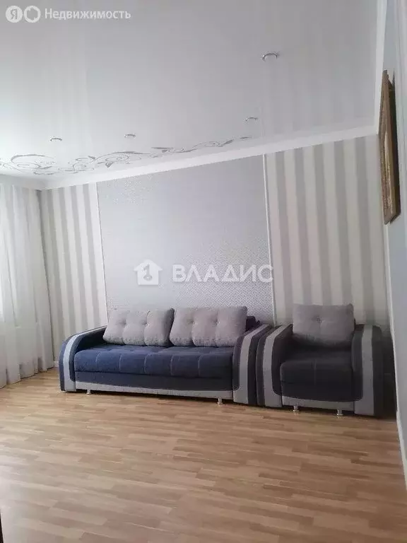 3-комнатная квартира: Шебекино, улица Шолохова, 7 (76.4 м) - Фото 2