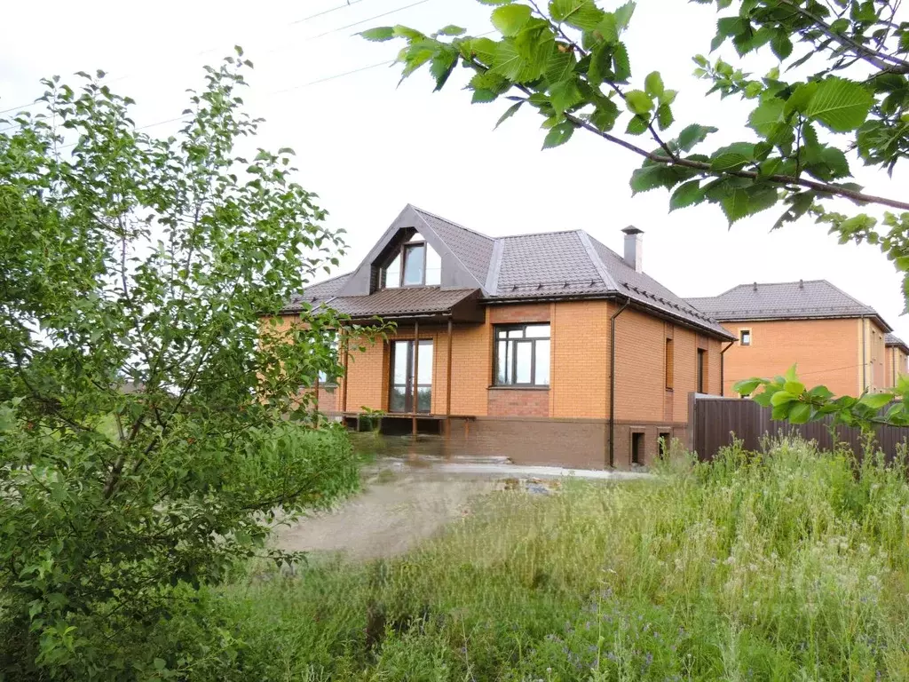 Коттедж в Омская область, Омск ул. Н. Быстрова, 5/1 (220 м) - Фото 1