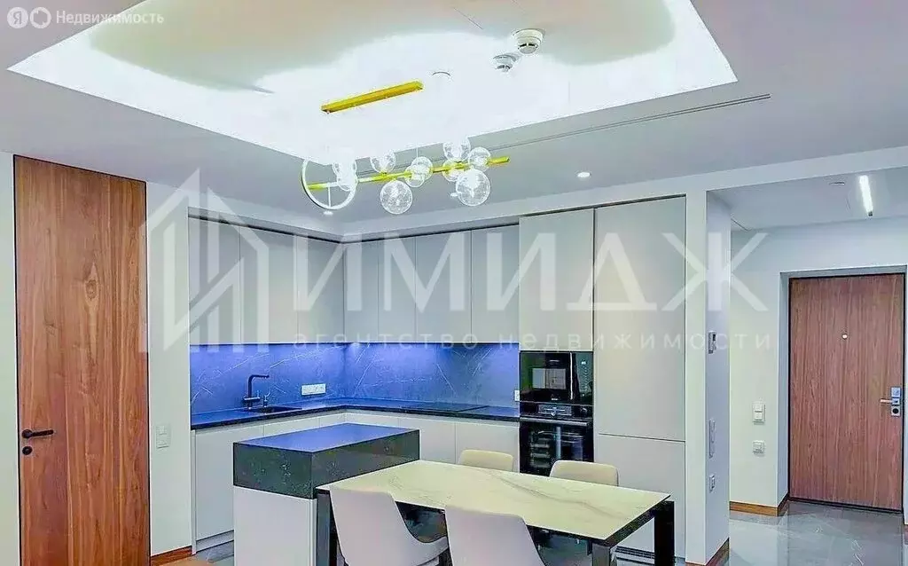 3-комнатная квартира: Сочи, улица Ленина, 298Бк5 (65 м) - Фото 1