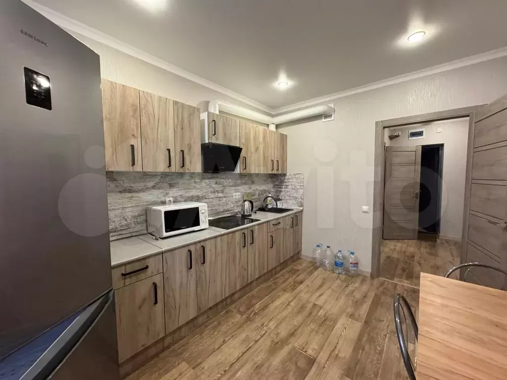 1-к. квартира, 39 м, 4/8 эт. - Фото 1