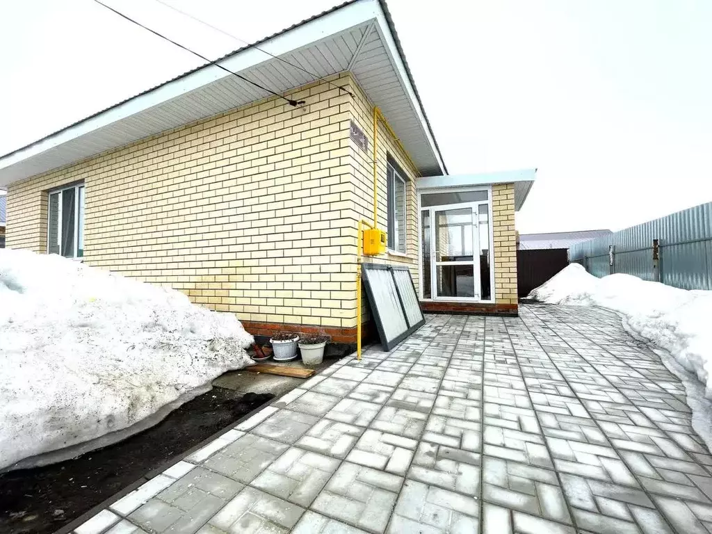 Дом в Татарстан, Лаишевский район, Столбищенское с/пос, с. Столбище ... - Фото 1