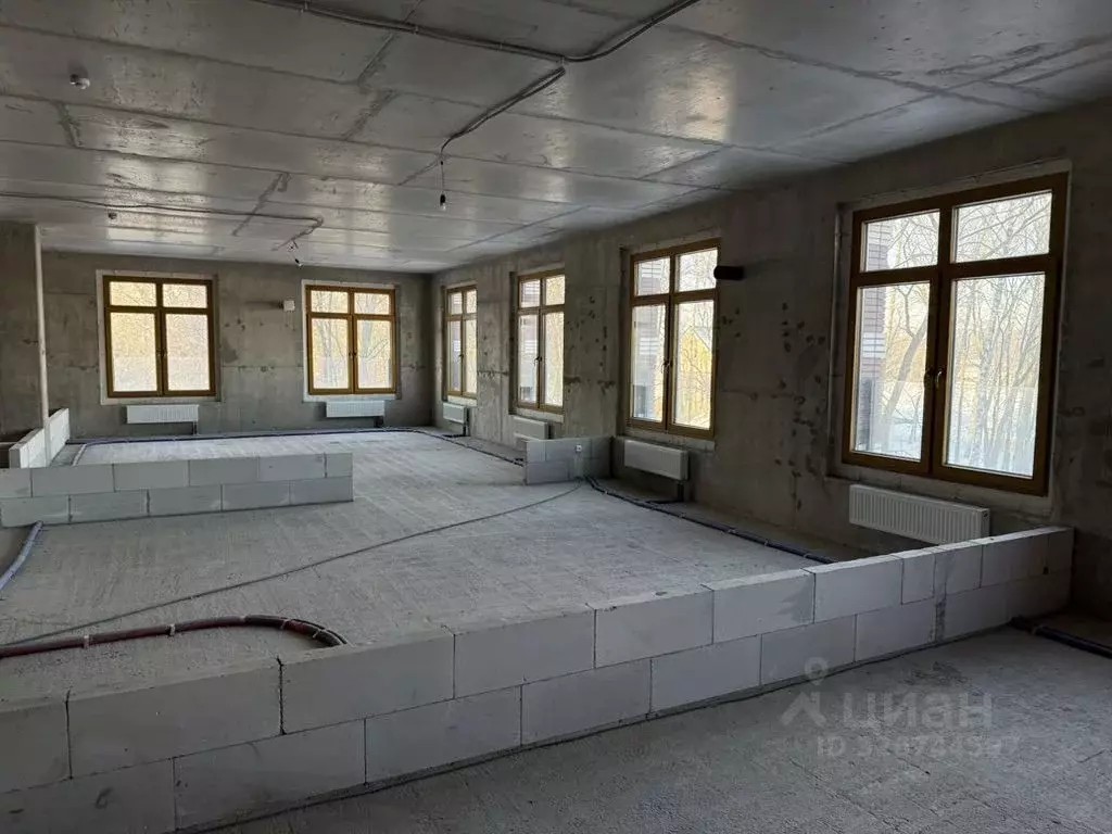 4-к кв. Санкт-Петербург Петровский просп., 11к2 (203.7 м) - Фото 2