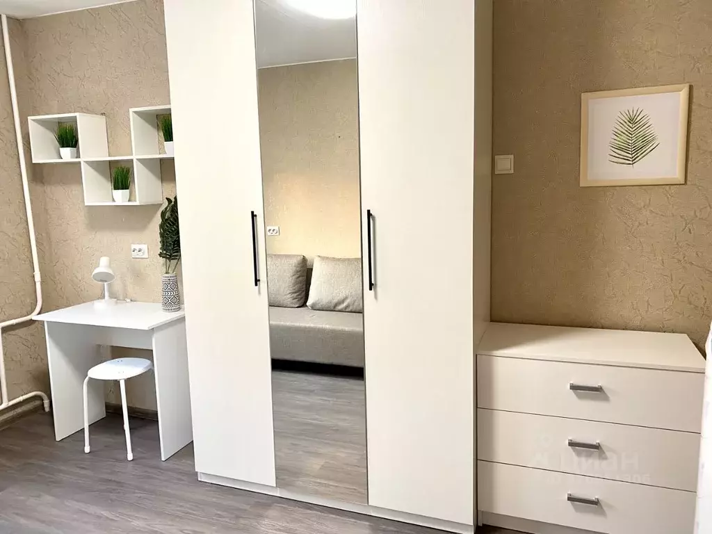 Комната Свердловская область, Екатеринбург ул. Кузнечная, 84 (11.5 м) - Фото 1