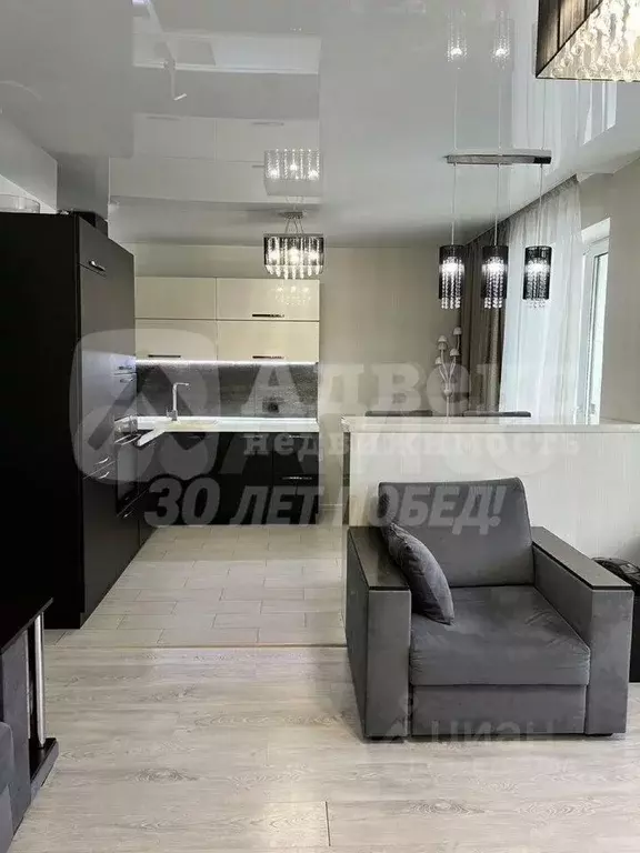 3-к кв. Тюменская область, Тюмень ул. Газовиков, 65 (76.3 м) - Фото 2