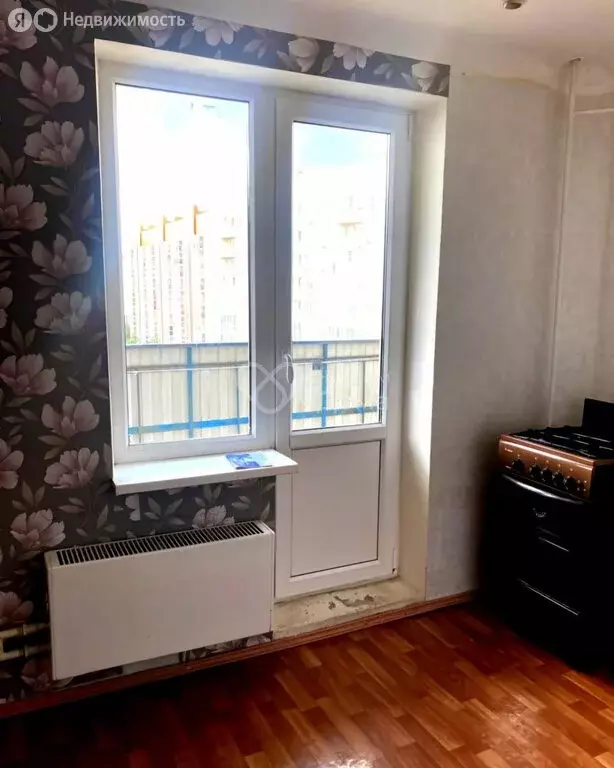 3-комнатная квартира: Волжский, улица Волжской Военной Флотилии, 64 ... - Фото 2