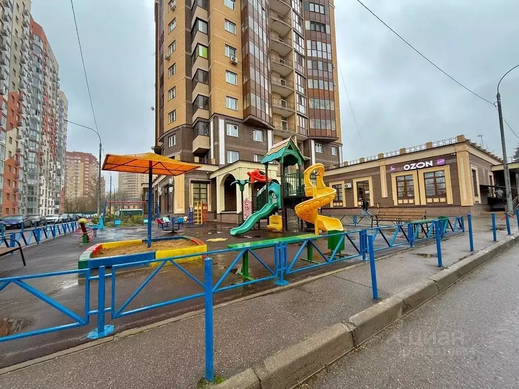 2-к кв. Московская область, Химки ул. Академика Грушина, 8 (58.0 м) - Фото 1