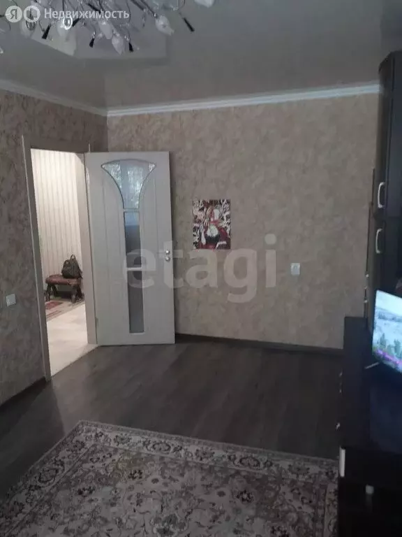 3-комнатная квартира: Оренбург, Карагандинская улица, 39 (62 м) - Фото 0