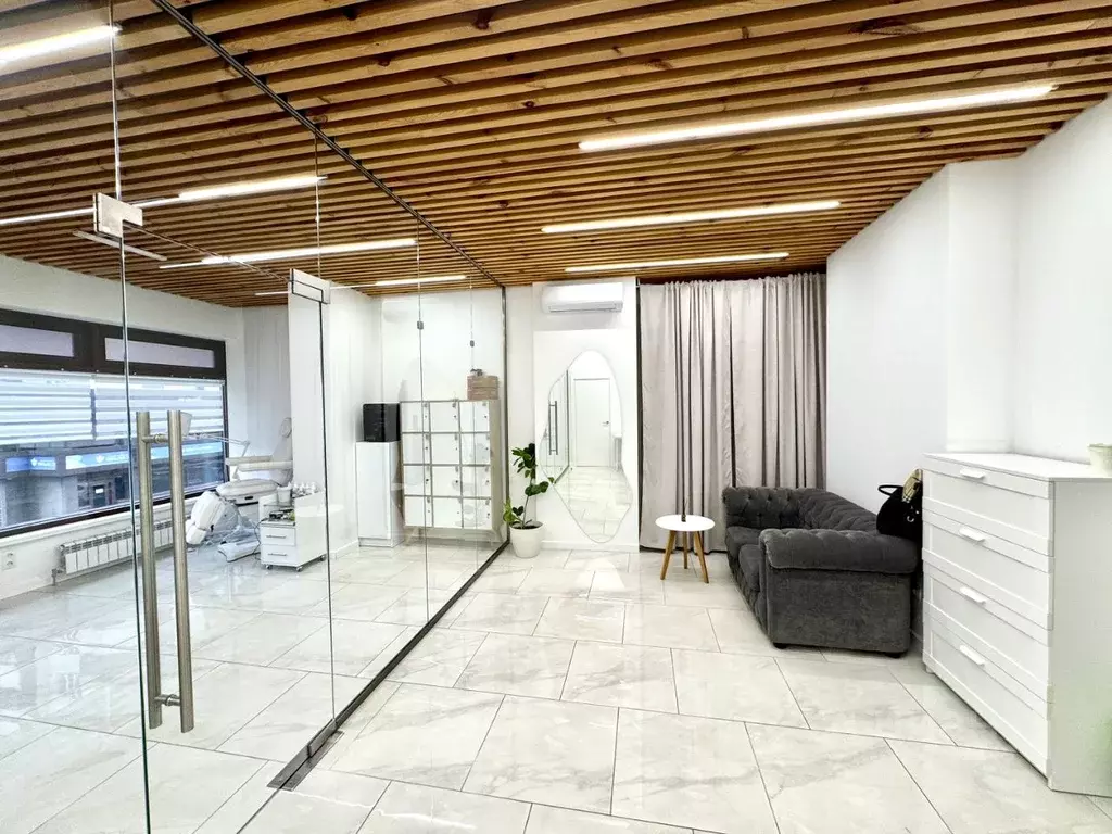 Помещение свободного назначения в Воронежская область, Воронеж ул. ... - Фото 1