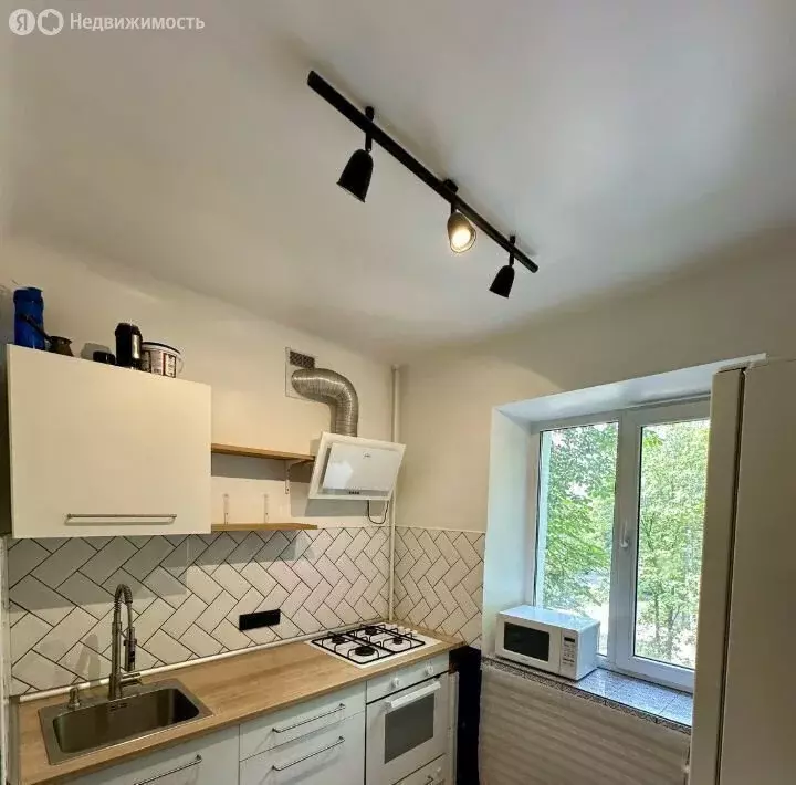 3-комнатная квартира: Ростов-на-Дону, проспект Стачки, 188/1 (60 м) - Фото 0