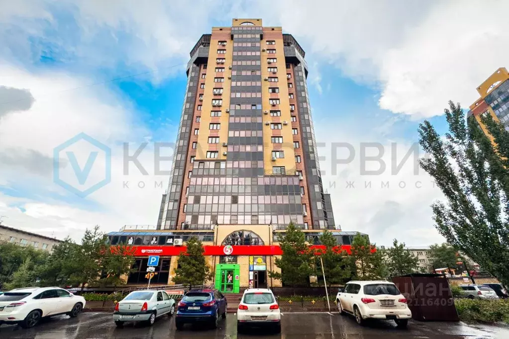 2-к кв. Омская область, Омск ул. 9-я Ленинская, 3 (82.7 м) - Фото 1