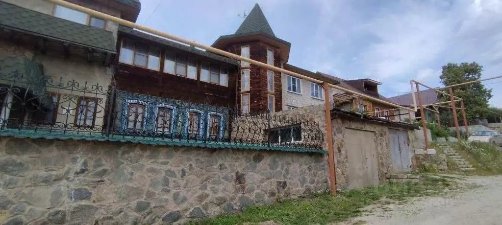 Дом в Челябинская область, Миасский городской округ, пос. Тургояк ул. ... - Фото 0