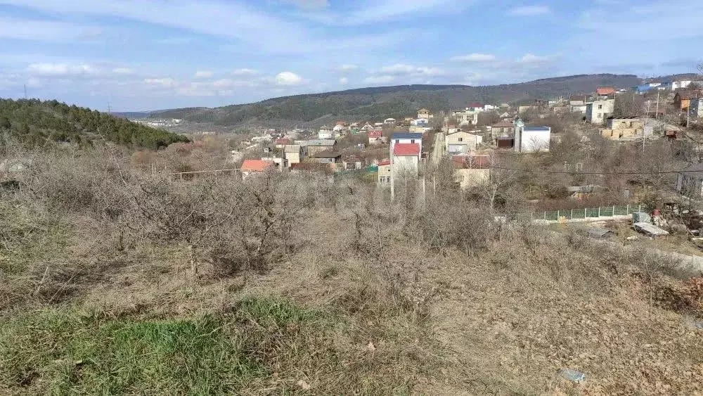 Участок в Крым, Симферопольский район, Добровское с/пос, Лозовое-3 ... - Фото 1