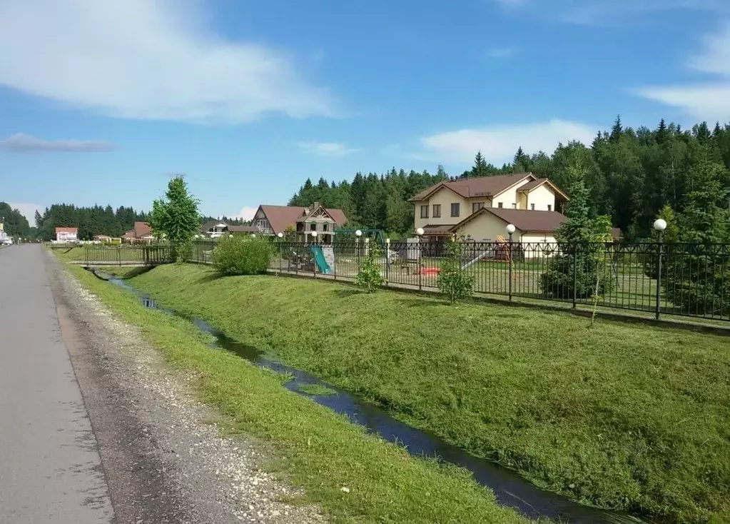 Участок в Ленинградская область, Всеволожский район, пос. Щеглово, ... - Фото 1