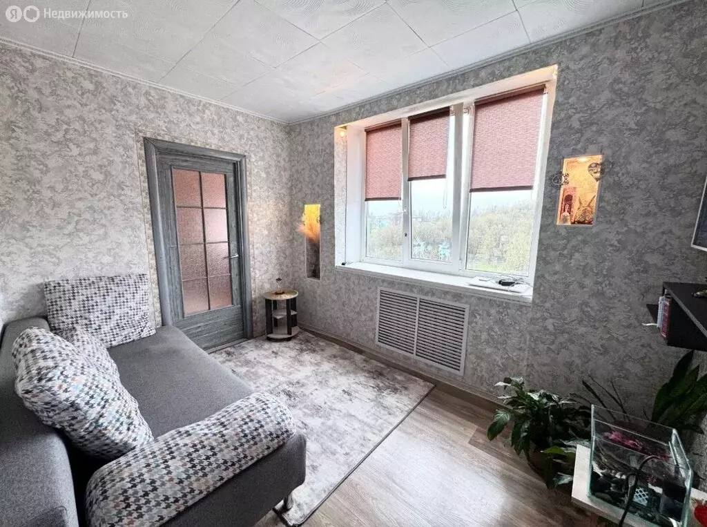 2-комнатная квартира: Мурманск, улица Полухина, 16 (44 м) - Фото 1