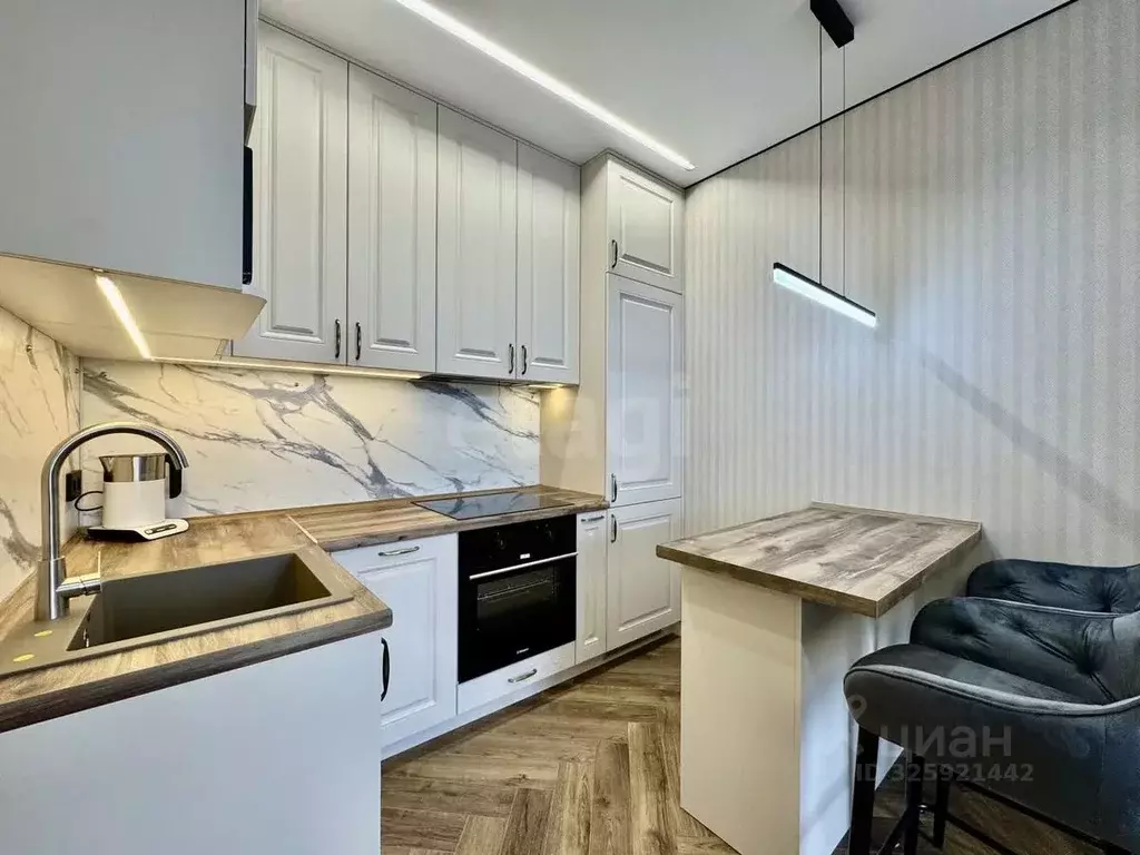 1-к кв. Тюменская область, Тюмень Причальная ул., 11 (43.0 м) - Фото 2