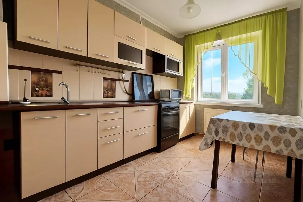 2-к кв. Башкортостан, Уфа Казанская ул., 10 (43.5 м) - Фото 1