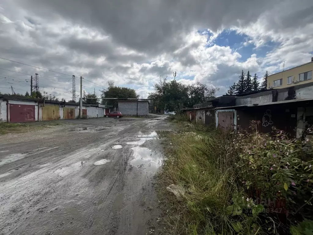 Гараж в Свердловская область, Нижний Тагил ул. Пархоменко (42 м) - Фото 1